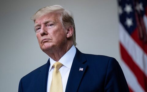 美国总统特朗普宣布因疫情全国进入紧急状态 将释出500亿美元救助资金