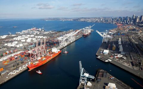 中国提拔金融专家出任地方高官 整顿经济防控风险